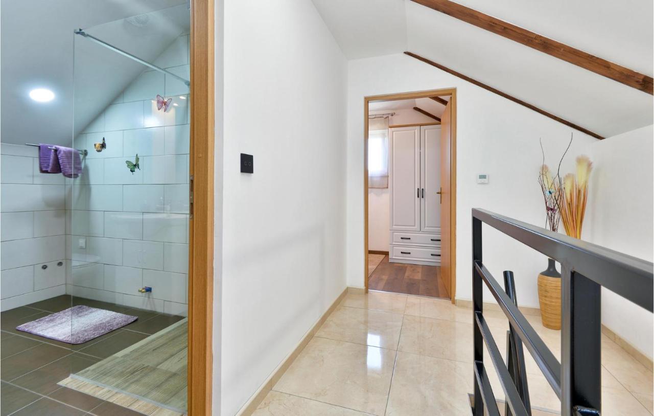 Stunning Home In Varazdinske Toplice With Wifi Eksteriør bilde
